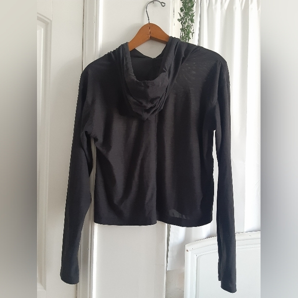 Old Navy Cropped "breathe on"  hoodie - Picture 3 of 4